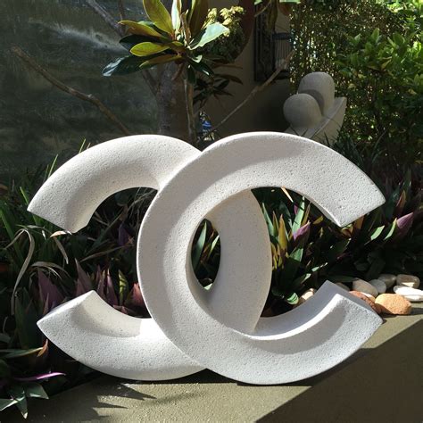 chanel sculpture|The Artist Behind the Dazzling 56.